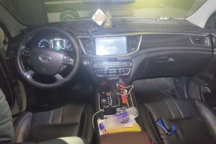 Used GAC Trumpchi GS7 2017 280T Two-Wheel Drive Luxury Model
