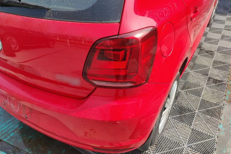 Used Volkswagen Polo 2016 1.6L Automatic Comfort Model
