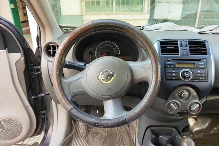Used Nissan Sunny 2011 1.5XE Manual Comfort Edition Steering Wheel