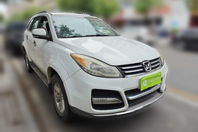Used JMC Yusheng S350 2013 2.4T Automatic 4x4 Diesel Ultra-Luxury 5-Seater Front Right 45 Deg