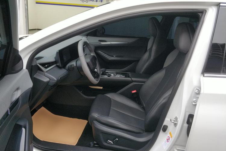 Used Changan Ruicheng PLUS 2023 1.5T DCT Prestige Edition
