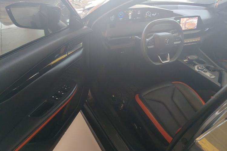 Used Changan UNI-V 2023 1.5T Premium Model