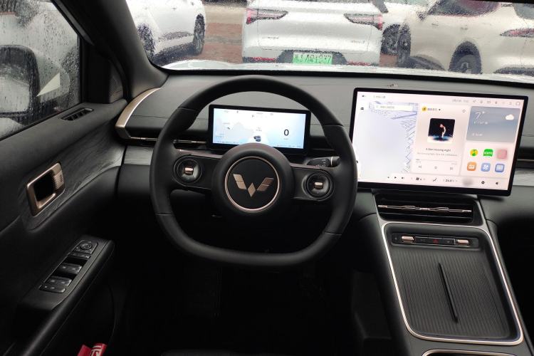 Used Wuling Xingguang S 2024 130 km Flagship Version