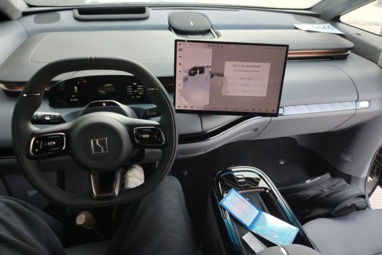 Used Zeekr MIX 2025 Long-Range Intelligent Driving Edition Center Console