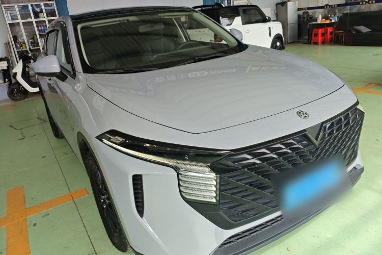 Used Venucia V 2021 260T Idol Edition