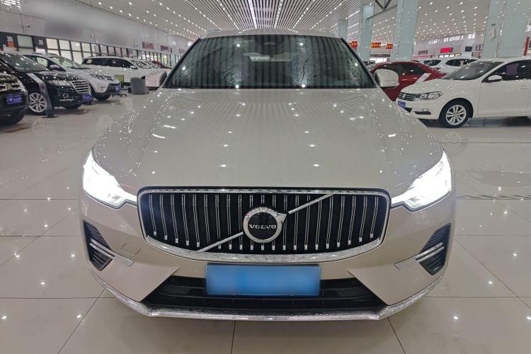 Used Volvo XC60 2023 B5 4x4 Smart Luxury Edition