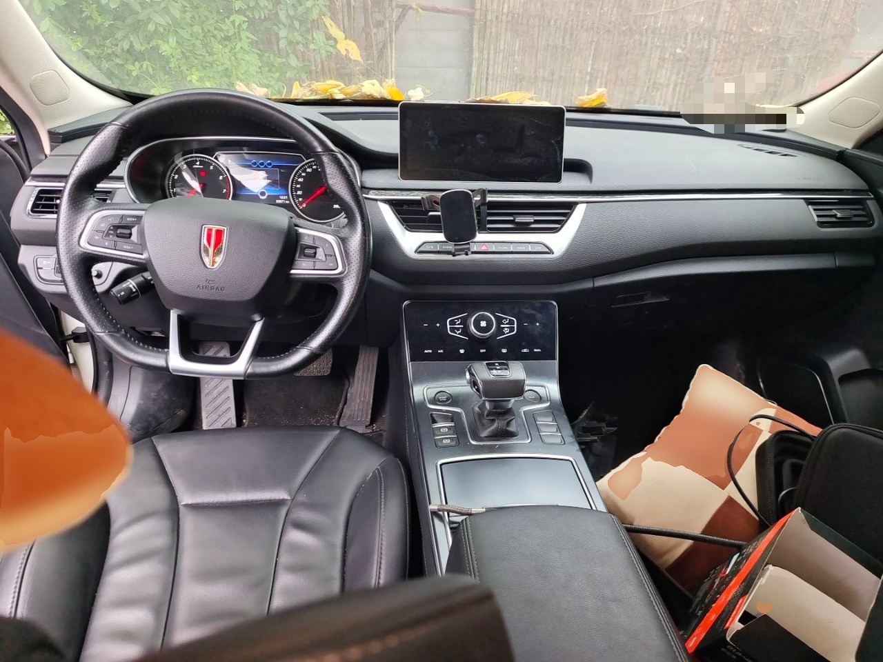 Hongqi H5 2022 Classic Model 1.5T DCT Flagship Edition - Chinese Trim Yun — снимка 9