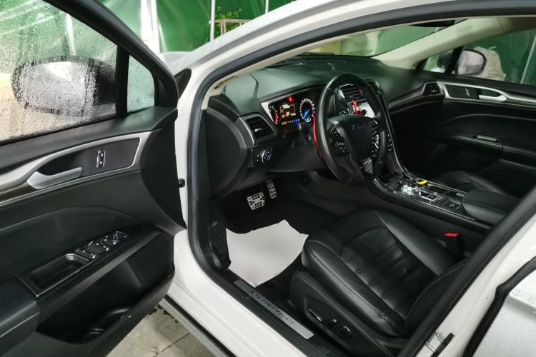 Used Ford Mondeo 2017 Facelifted EcoBoost 180 Fashion Edition Driver Seat