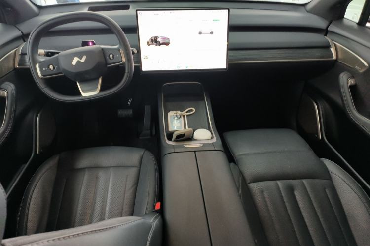 Used ONVO L60 2024 60 kWh Rear-Drive Version
