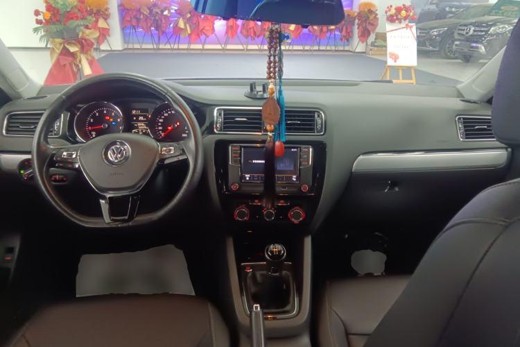 Used Volkswagen Sagitar 2018 1.6L Manual Comfort Model