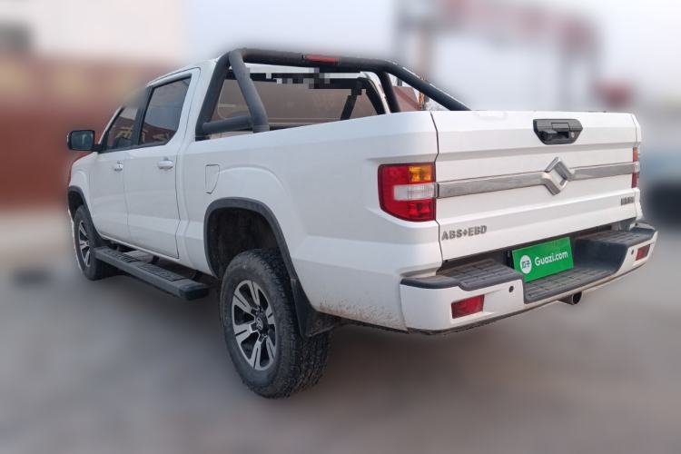 Used Huanghai N3 2019 2.4T Manual Two-Wheel Drive Sport Version China VI Standard 4K22D4T
