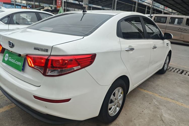 Used Kia K2 2015 Sedan 1.4L Automatic GLS