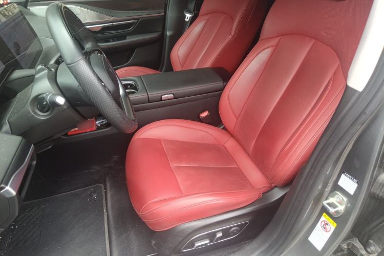 Used XPeng P7 2023 P7i 610 Max Performance Edition Left Front Seat