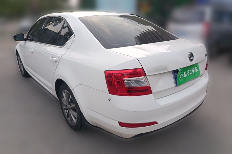 Used Skoda Octavia 2017 1.6L Automatic Chuanxing Edition Rear Left 45 Deg