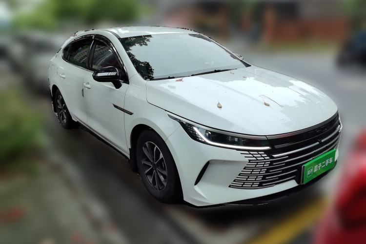 Used BYD Destroyer 05 2024 HONOR Edition DM-i 55KM Luxury Model Front Right 45 Deg