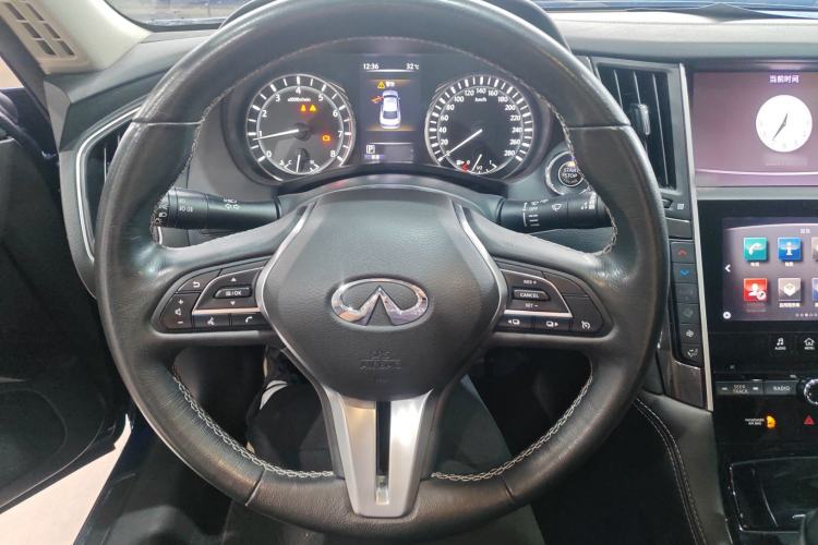 Used Infiniti Q50L 2018 2.0T Comfort Edition China V Standard Steering Wheel