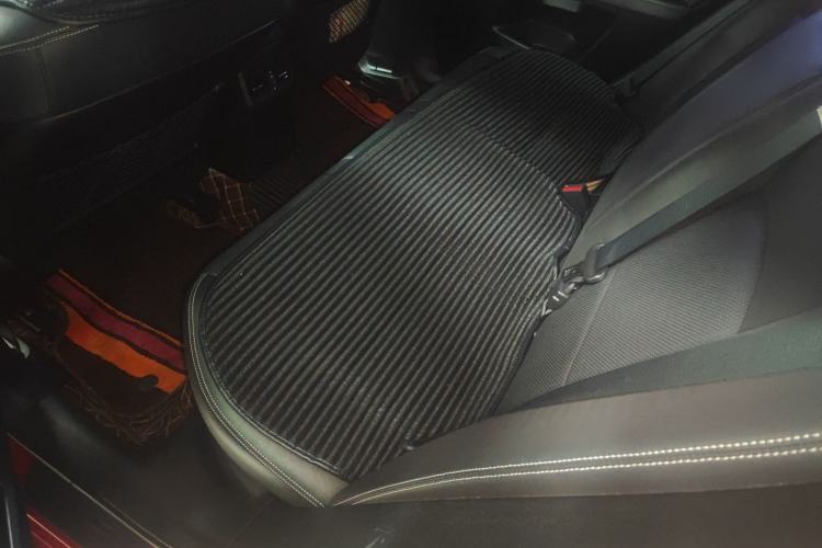 Used Suzuki Kizashi 2011 2.4L Two-Wheel Drive Sport with Navigation
