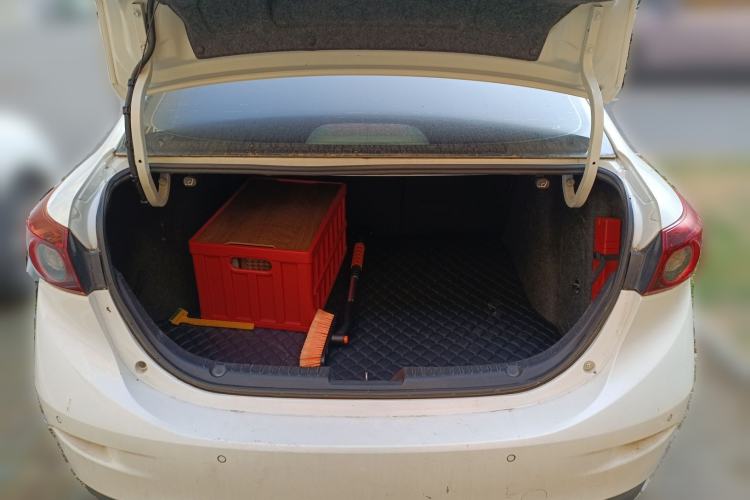 Used Mazda Mazda 3 Axela 2017 Sedan 1.5L Automatic Comfort Model Emission Standard China V
