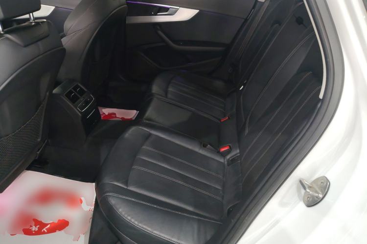 Used Audi A4L 2020 40 TFSI Luxury Dynamic Model
