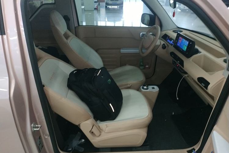 Used Geely Galaxy Panda 2024 Panda Mini 200km Longteng PRO Edition Right Front Seat