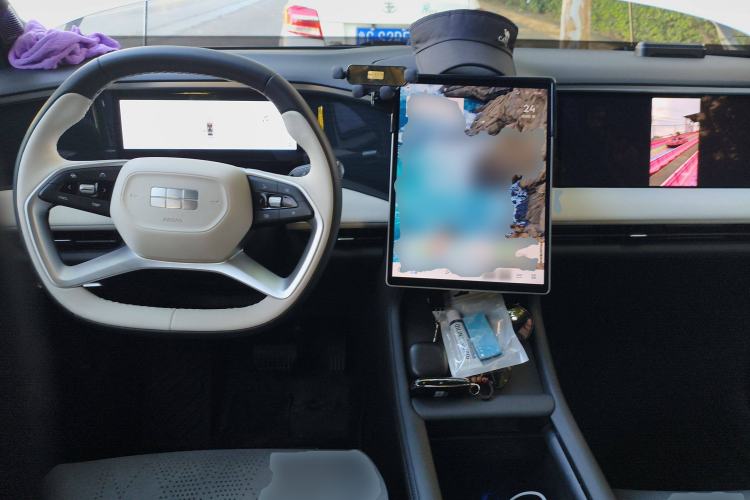 Used Geely Galaxy L7 2024 1.5T 115 km PLUS Dragon Edition