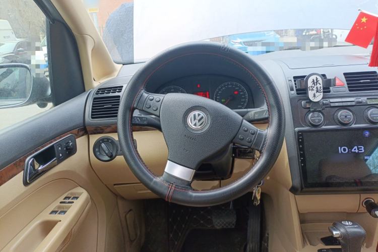 Used Volkswagen Touran 2008 1.8T ZhiZun Edition Automatic 5-Seater Steering Wheel