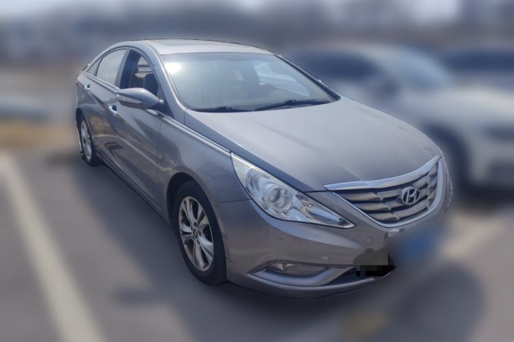 Used Hyundai Sonata 2011 2.0L Automatic Prestige Edition Front Right 45 Deg