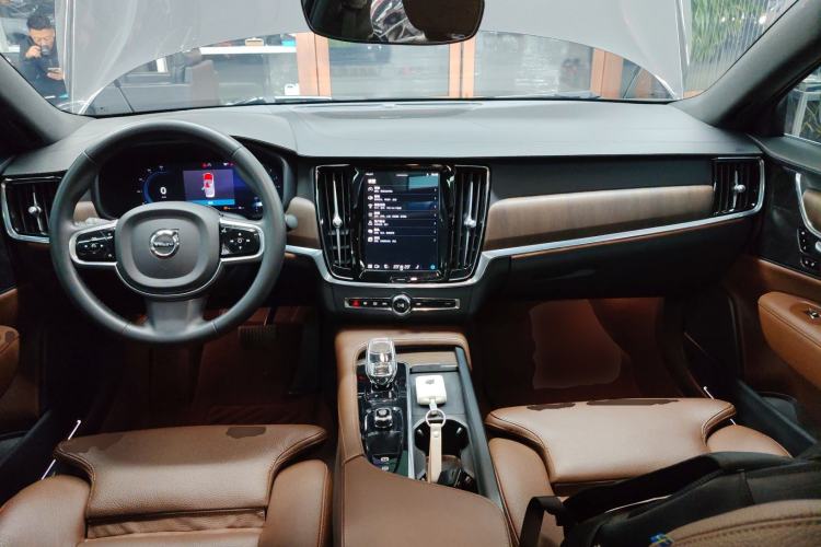Used Volvo S90 2023 B5 Zhiyuan Luxury Edition Interior 2