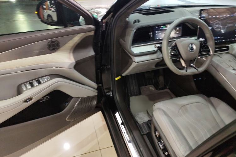 Used Denza N7 2023 Ultra-Long Range Version (Air Edition)
