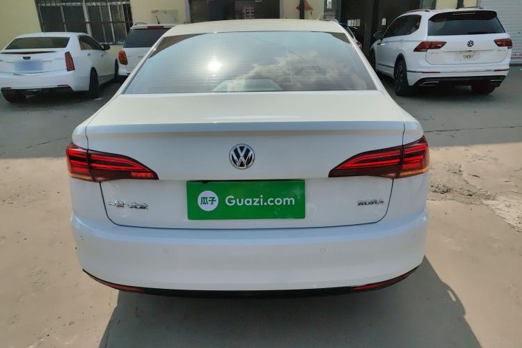 Used Volkswagen Bora 2020 1.5L Manual Fashion Edition
