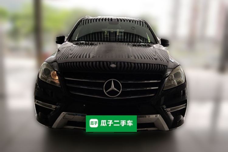 Used Mercedes-Benz M-Class 2015 ML 400 4MATIC Luxury Model Front