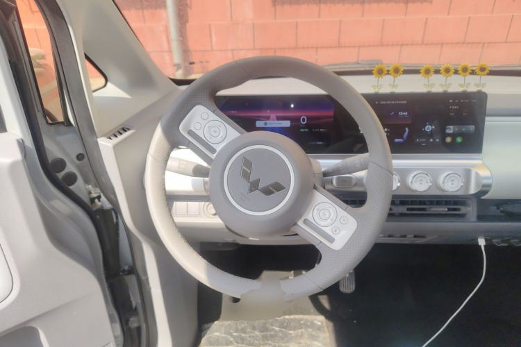 Used Wuling Air ev 2023 - Four Seats - Advanced Edition