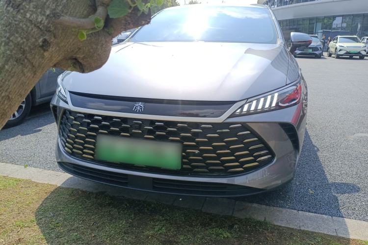 Used BYD Qin PLUS 2025 DM-i Smart Drive 120KM Superior Model
