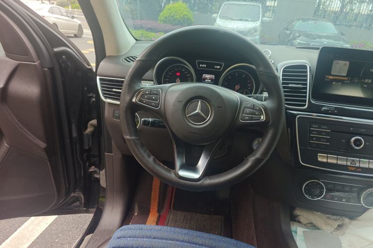 Used Mercedes-Benz GLE 2016 GLE 400 4MATIC Steering Wheel