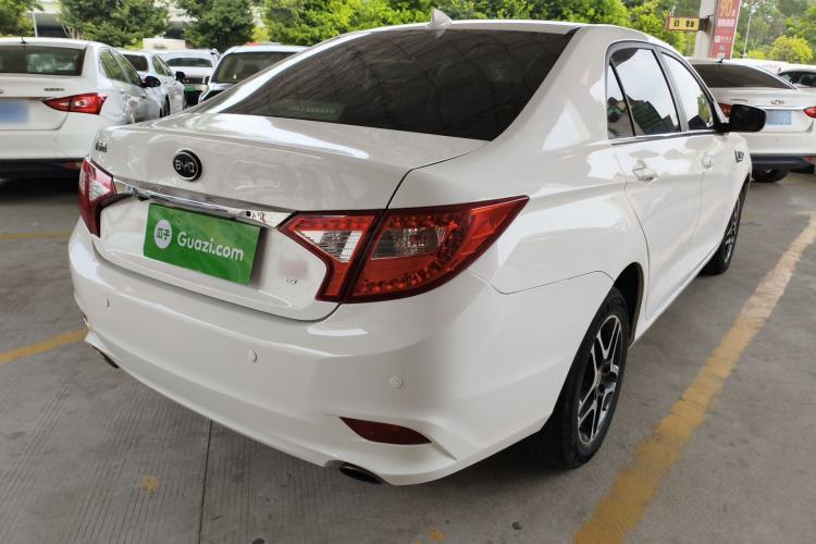 Used BYD G5 2014 1.5TID Automatic Prestige Model
