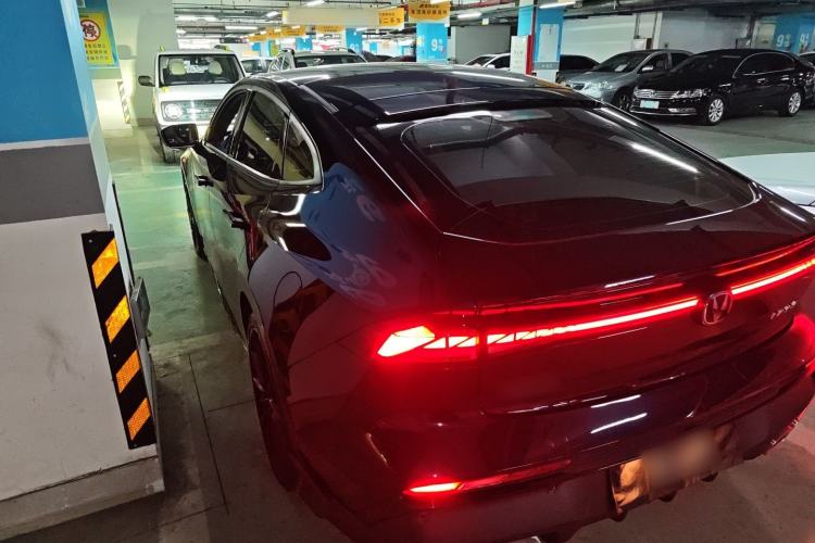 Used Changan UNI-V 2024 1.5T Prestige Sport Edition