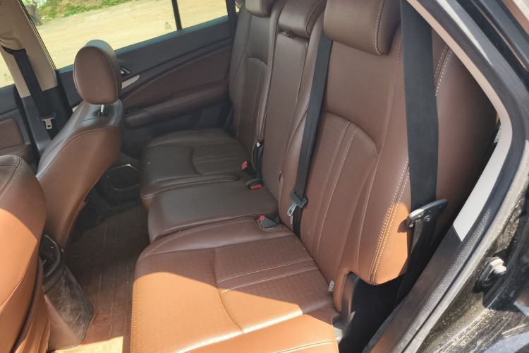 Used BYD S7 2015 2.0T Upgraded Automatic Flagship Version
