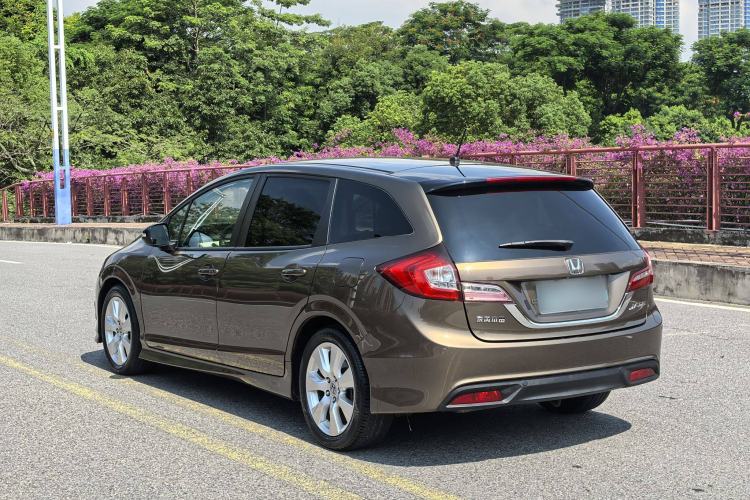 Used Honda Jade 2016 1.8L Automatic Comfort Elite Version 5 Seats