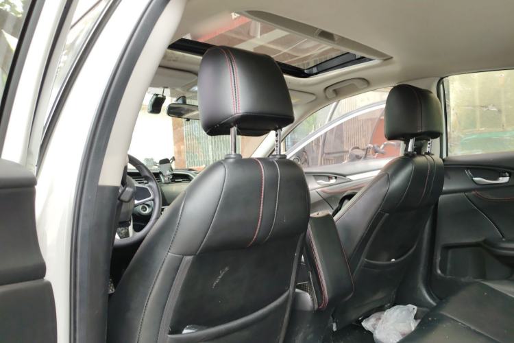 Used Honda Civic 2019 220TURBO CVT Dynamic Edition China VI Emission Standard Headliner