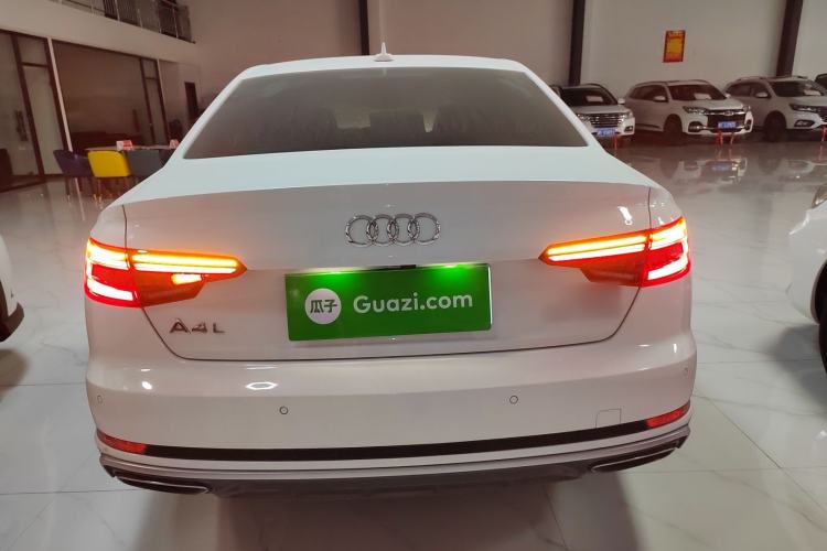 Used Audi A4L 2019 40 TFSI Fashion Version China V