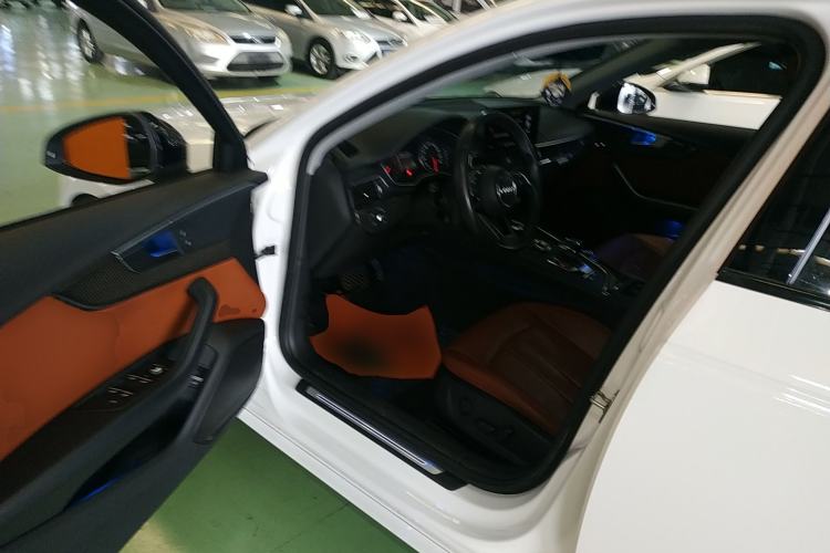 Used Audi A4L 2019 40 TFSI Ambition China VI