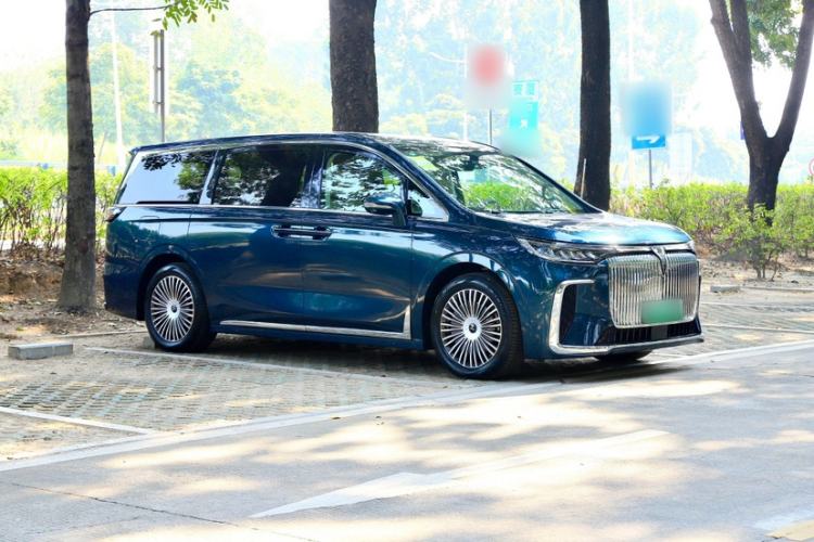 Used VOYAH Dream 2025 PHEV Four-Wheel-Drive Flagship Kunpeng Edition Exterior 7