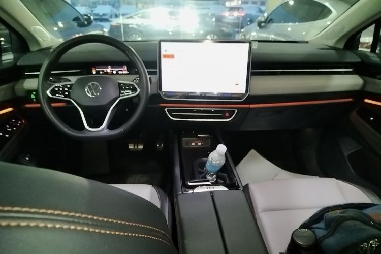 Used Volkswagen ID.7 VIZZION 2024 AIR model