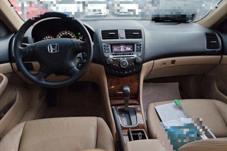 Used Honda Accord 2006 2.4L standard version Center Console