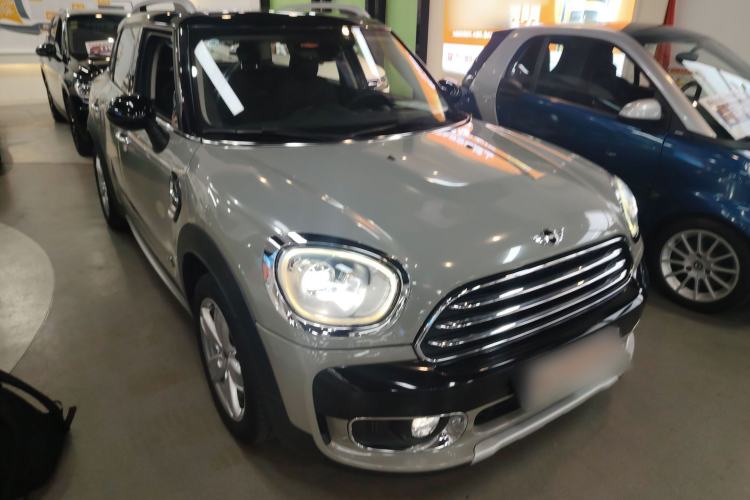 Used MINI Countryman 2017 1.5T COOPER ALL4 Explorer Front Right 45 Deg