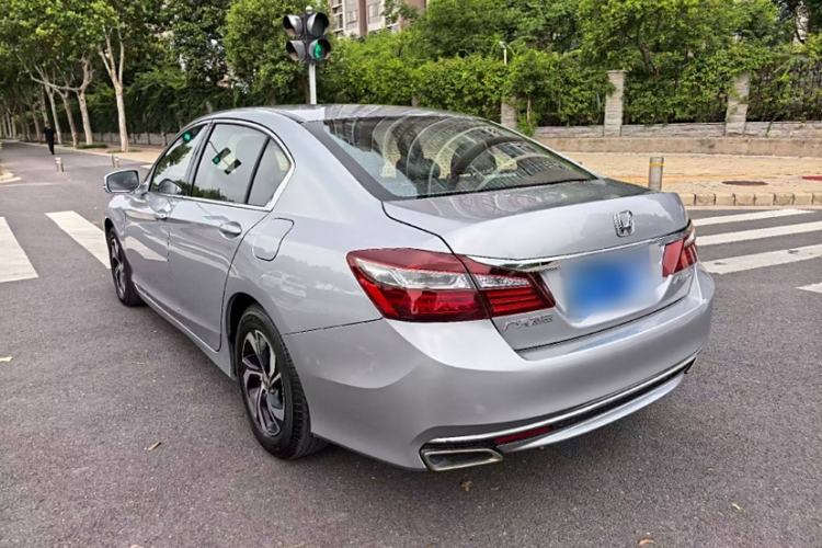 Used Honda Accord 2016 2.0L Luxury Edition