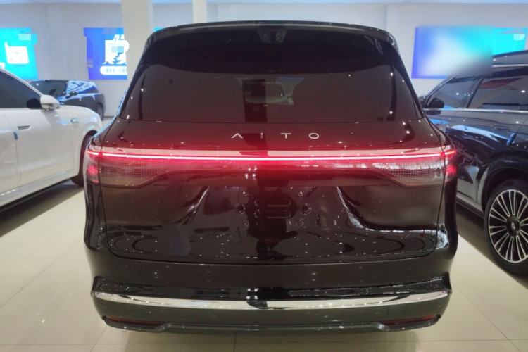 Used Hima AITO M8 2025 Extended-Range Max+ Version 53.4 kWh 6-Seater Edition
