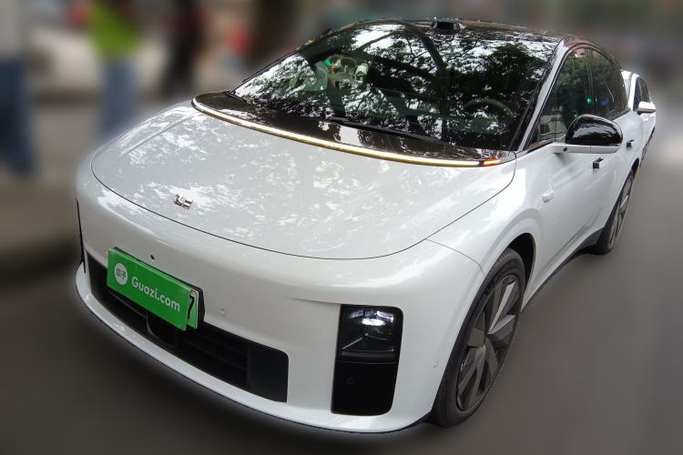 Used Li Auto i6 2025 Model Two-Wheel-Drive Standard Type