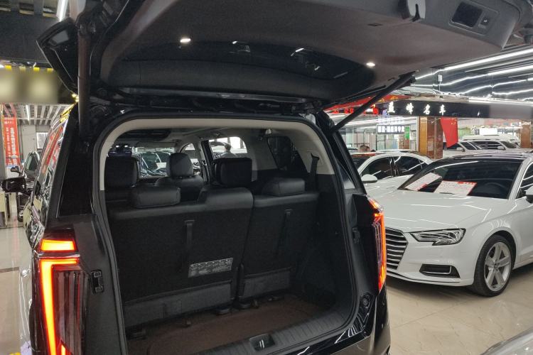 Used GAC Trumpchi M8 2024 Master Series 400T Prestige Edition Trunk