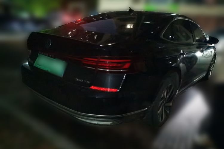 Used Volkswagen Passat 2022 330TSI Starry Luxury Edition Rear Right 45 Deg